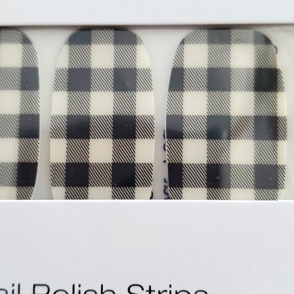 Color Street Plaid About You - Picture 2 of 3